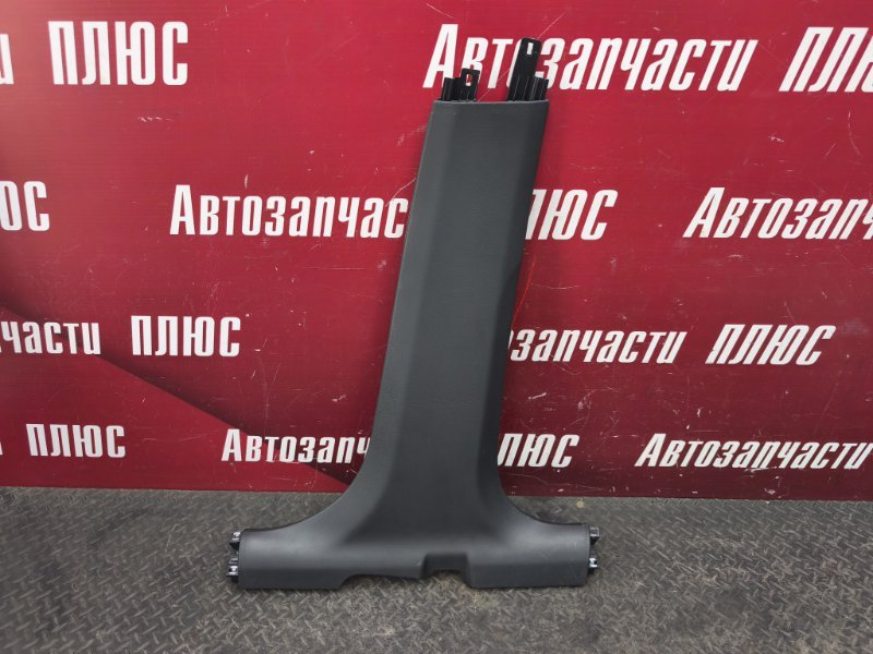 Обшивка средней стойки