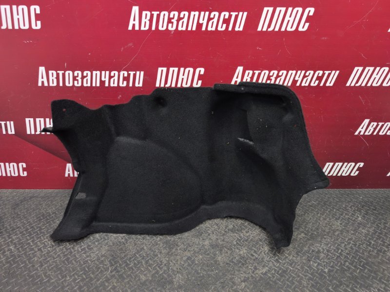 Обшивка багажника
