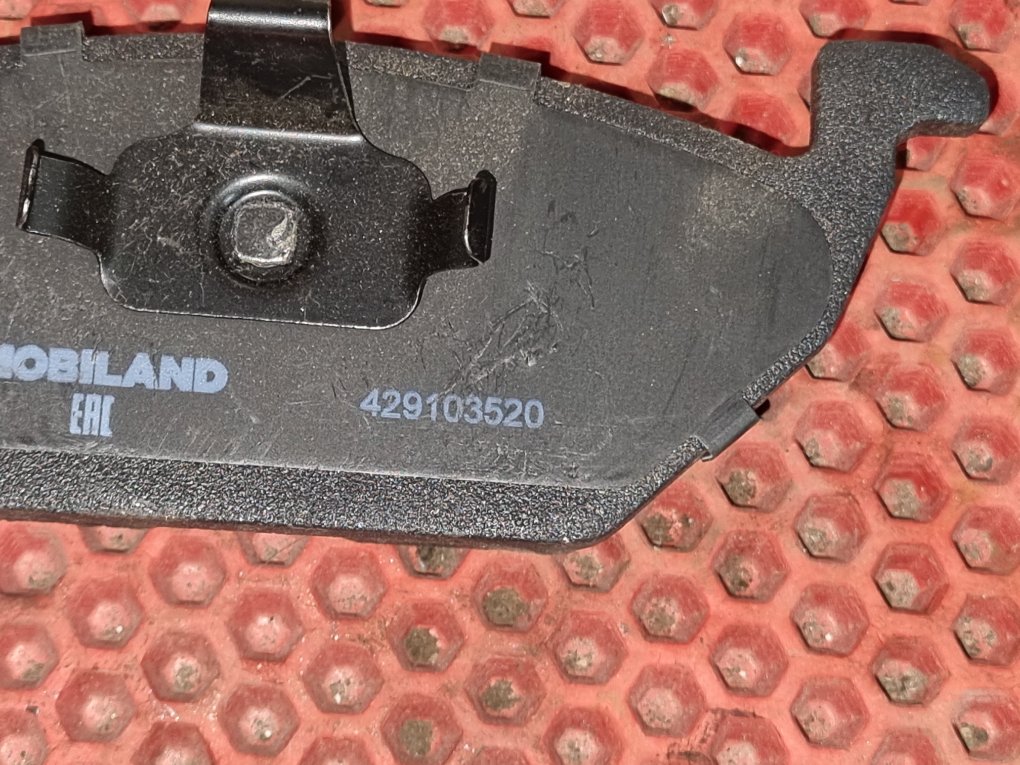 Тормозные колодки переднее Octavia 1+2