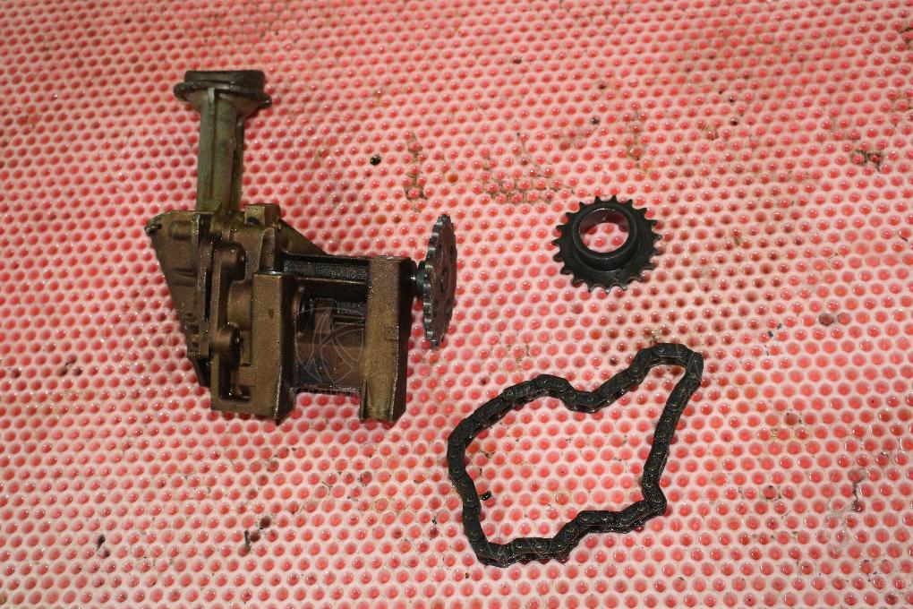 Маслонасос RENAULT Duster K4M 8200150195 Б/У