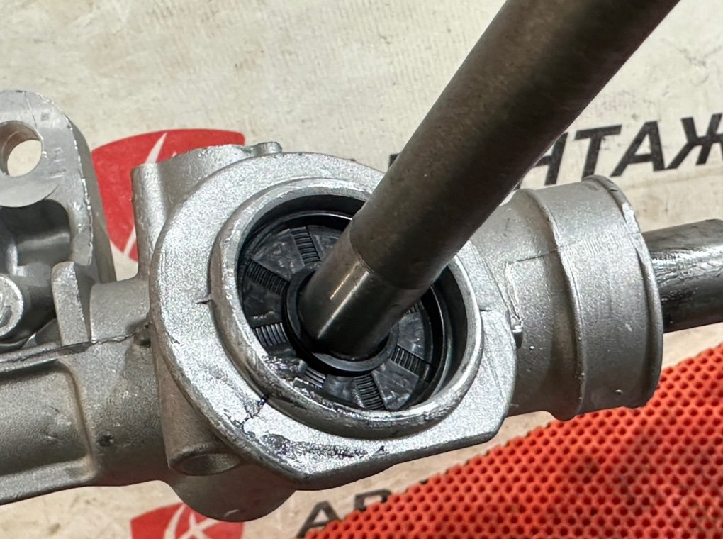 Рулевая рейка новая Megane 2