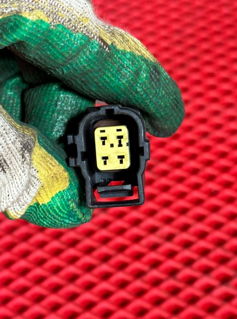 Лямбда зонд Lancer X