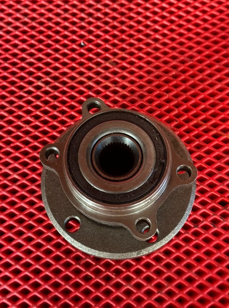 Ступица в сборе Octavia