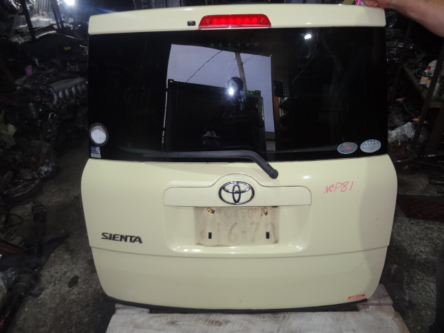 Дверь 5-я TOYOTA SIENTA NCP81 контрактная