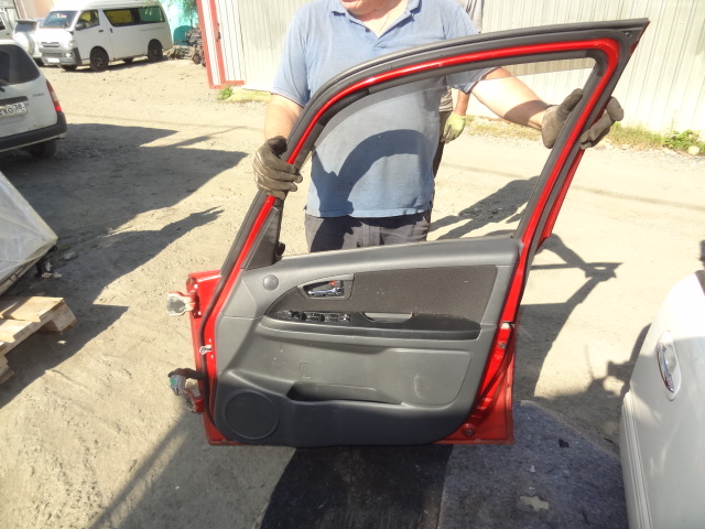 Дверь передняя правая SX4 YB11S
