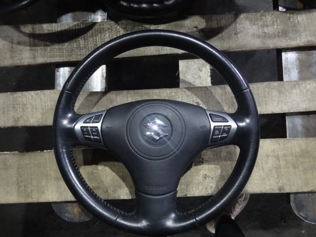 Руль с airbag SUZUKI ESCUDO TDA4W контрактная