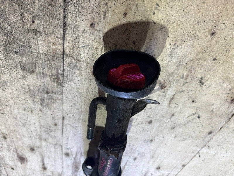Заливная горловина топливного бака TERRANO D21