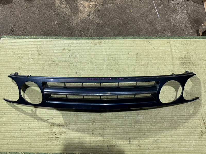 Решетка радиатора TOYOTA EMINA CXR10 5310128100J0 контрактная