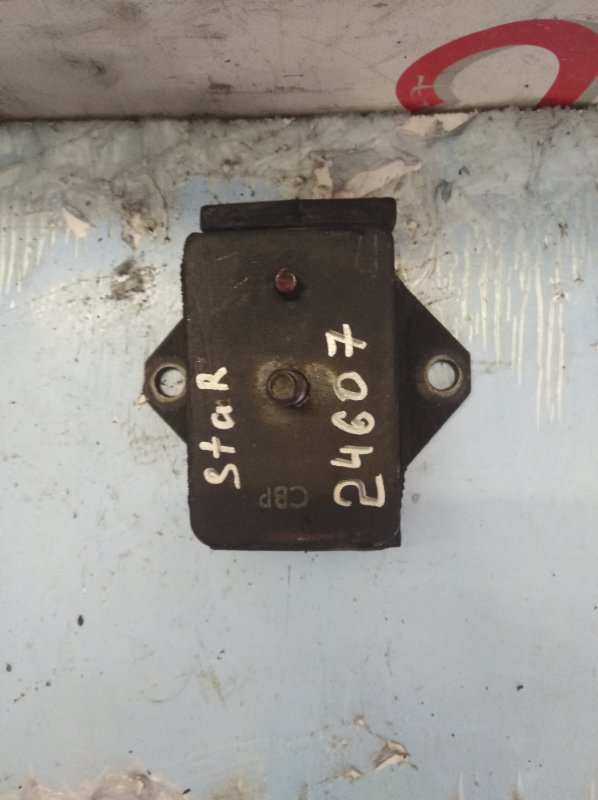 Подушка двигателя для Hyundai Starex A1 D4CB, 218114A610, 218114A600, 218114A610, 218114A600 5 ракурс Подушка двигателя для Hyundai Starex A1 D4CB, 218114A610, 218114A600, 218114A610, 218114A600 5 ракурс