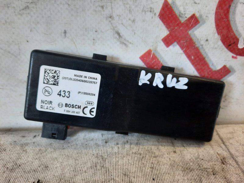 Запчасть блок управления центральным замком Chevrolet Cruze 2011 J300 F18D4 13503204 контрактная Блок управления центральным замком Chevrolet Cruze 2011 J300 F18D4 13503204 контрактная