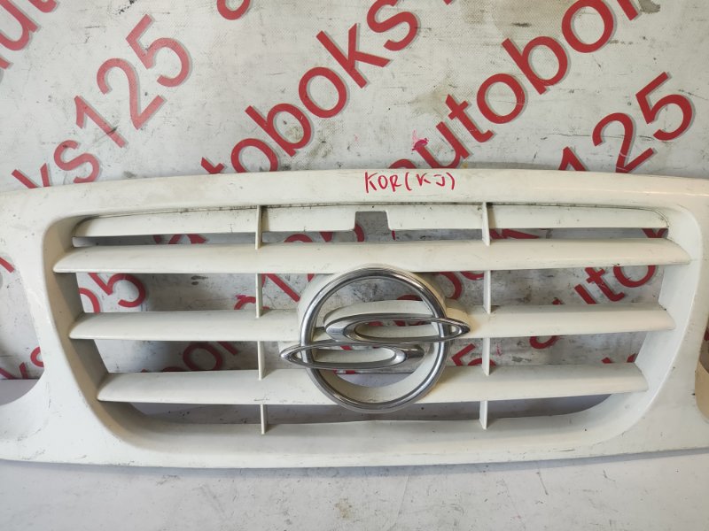 Решетка радиатора Korando 2004 KJ OM662 (662 920)