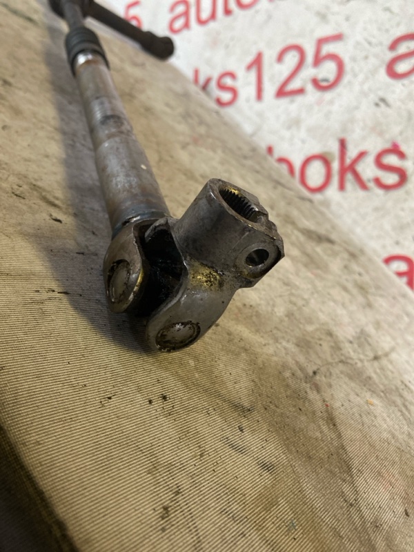 Рулевой карданчик для Hyundai Grand Starex TQ D4CB, 564004H000, 564004H000 3 ракурс Рулевой карданчик для Hyundai Grand Starex TQ D4CB, 564004H000, 564004H000 3 ракурс