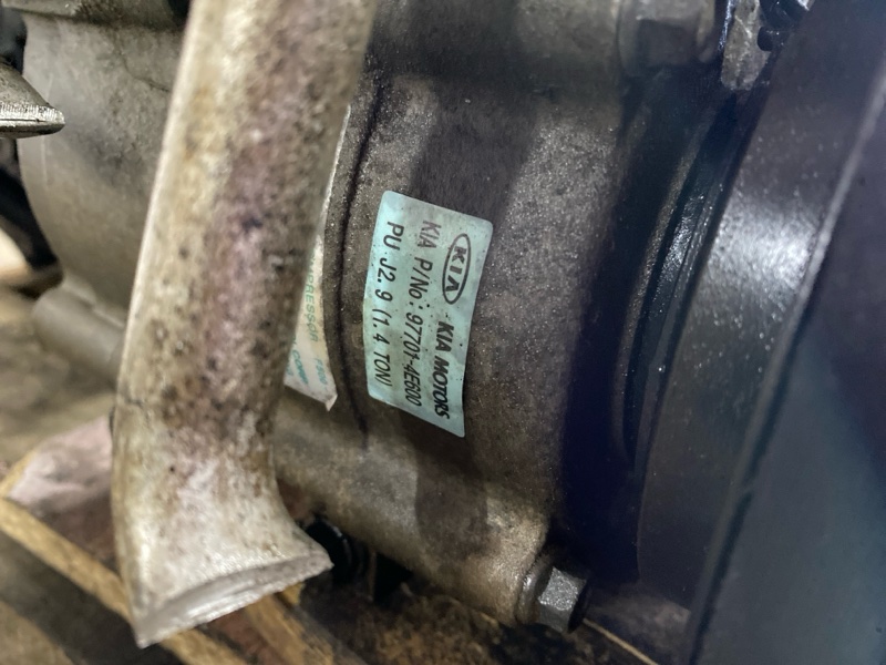 Двигатель для Kia Bongo PU J3, 7215028, 7215028 17 ракурс Двигатель для Kia Bongo PU J3, 7215028, 7215028 17 ракурс