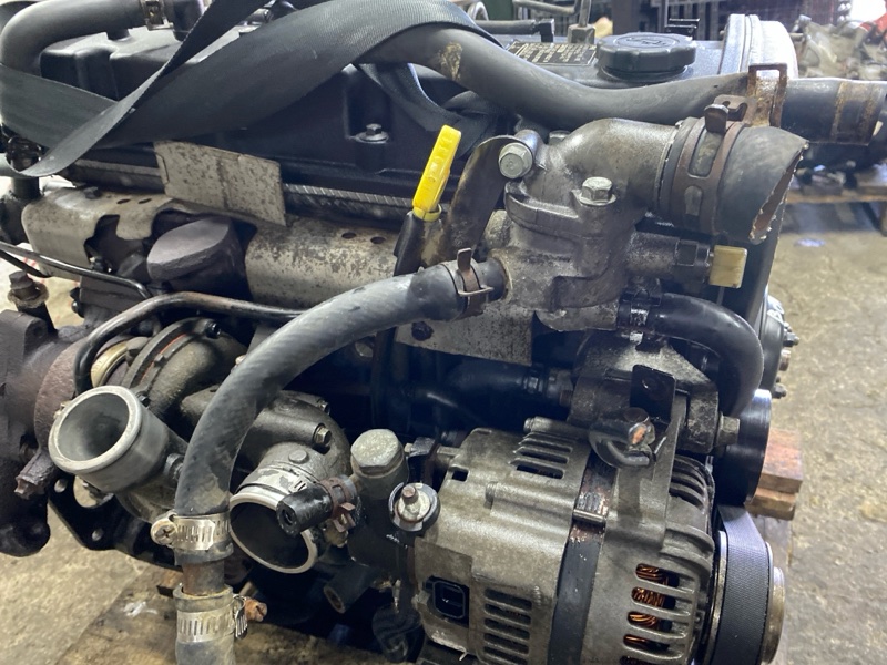 Двигатель для Kia Bongo PU J3, 7215028, 7215028 18 ракурс Двигатель для Kia Bongo PU J3, 7215028, 7215028 18 ракурс