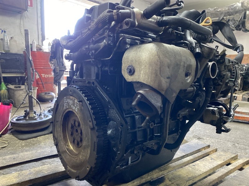 Двигатель для Kia Bongo PU J3, 5069573, 5069573 9 ракурс Двигатель для Kia Bongo PU J3, 5069573, 5069573 9 ракурс