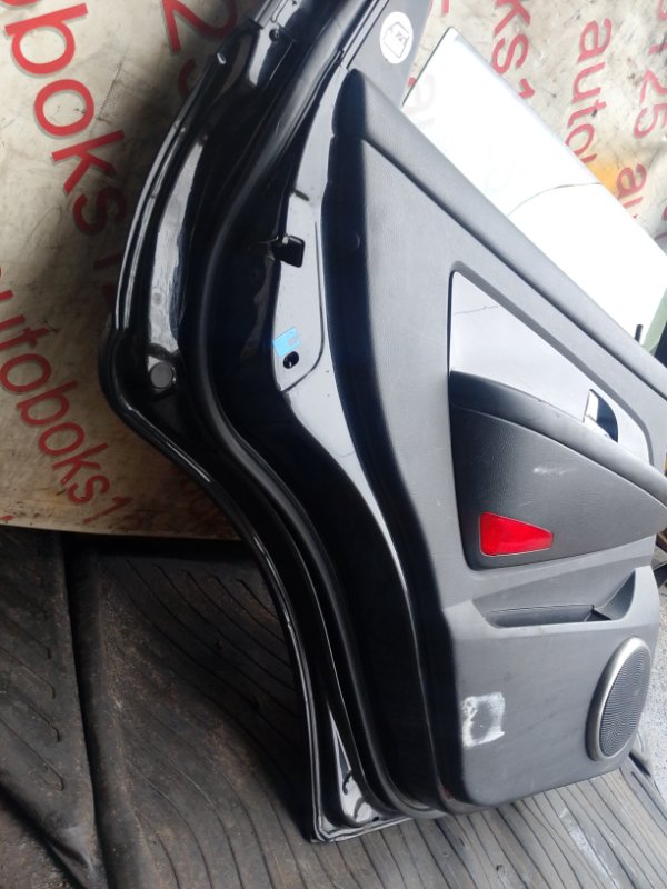 Дверь задняя левая Rexton 2007 RJN D27DTP