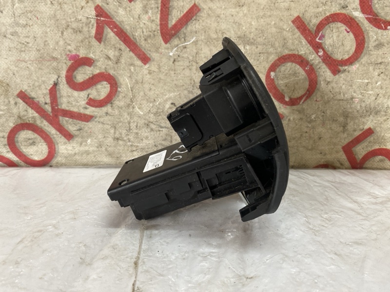 Кнопка старта для Kia Mohave HM D6EA, 954602J500, 954602J600, 954602J500, 954602J600 3 ракурс Кнопка старта для Kia Mohave HM D6EA, 954602J500, 954602J600, 954602J500, 954602J600 3 ракурс