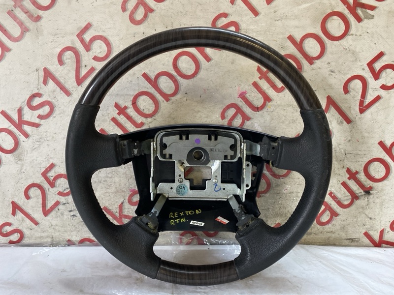 Руль для SsangYong Rexton RJN D27DTP, 4610108003, 4610108003 1 ракурс Руль для SsangYong Rexton RJN D27DTP, 4610108003, 4610108003 1 ракурс
