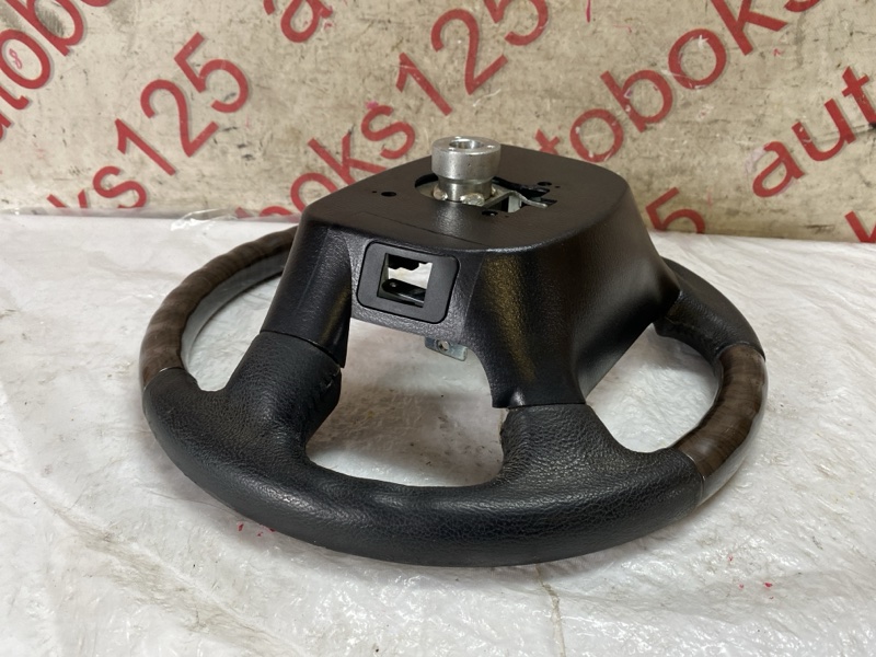 Руль для SsangYong Rexton RJN D27DTP, 4610108003, 4610108003 6 ракурс Руль для SsangYong Rexton RJN D27DTP, 4610108003, 4610108003 6 ракурс