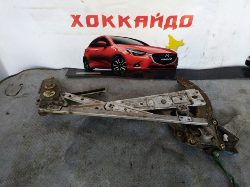 Стеклоподъемник Subaru Legacy BH5 EJ201 передний правый