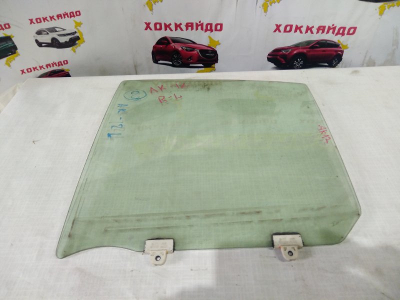 Стекло боковое Nissan March AK12 CR12DE заднее левое