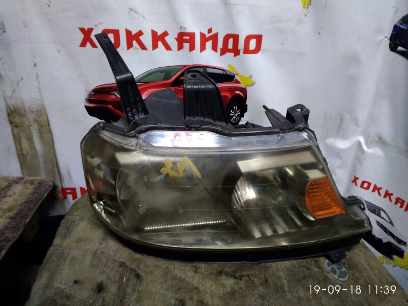 Фара Honda Stepwgn RF5 K20A передняя правая