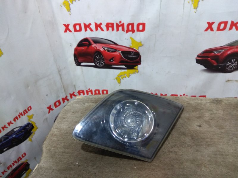 Фонарь вставка багажника Mazda Axela BK5P ZY-VE задний правый