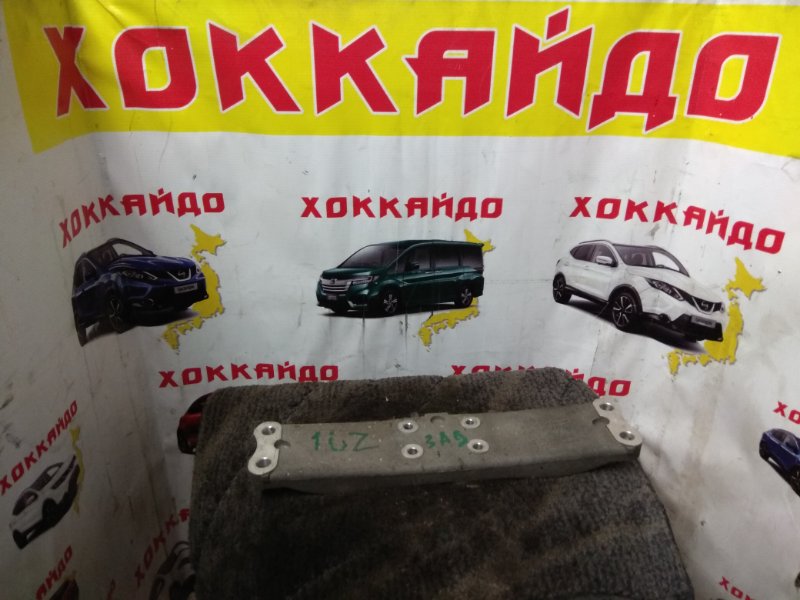 Кронштейн двигателя Toyota Mark Ii JZX100 1JZ-GE 09.1996 задний