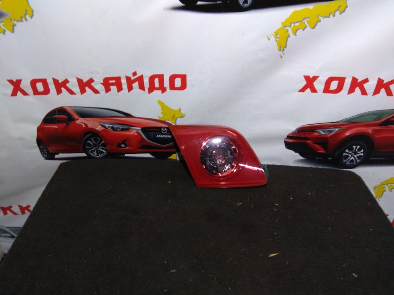 Фонарь вставка багажника Mazda Axela BK5P ZY-VE 10.2003 задний левый