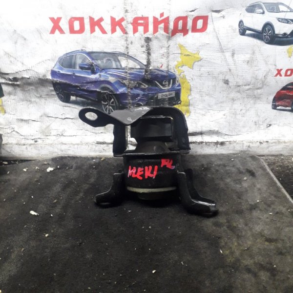 Подушка двигателя Toyota Corolla NZE121G 1NZ-FE 08.2000 правая