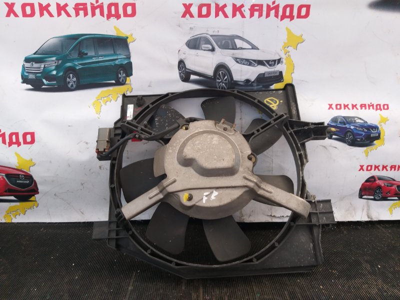 Вентилятор радиатора двигателя Mazda Premacy CP8W FP-DE правый