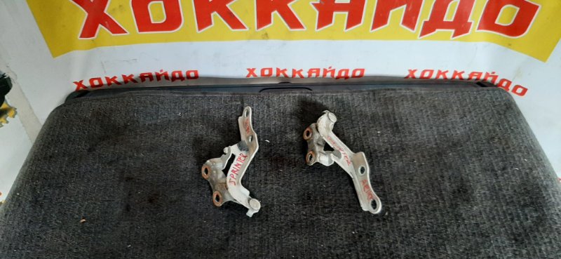 Петля капота Toyota Sprinter AE110 5A-FE 04.1997