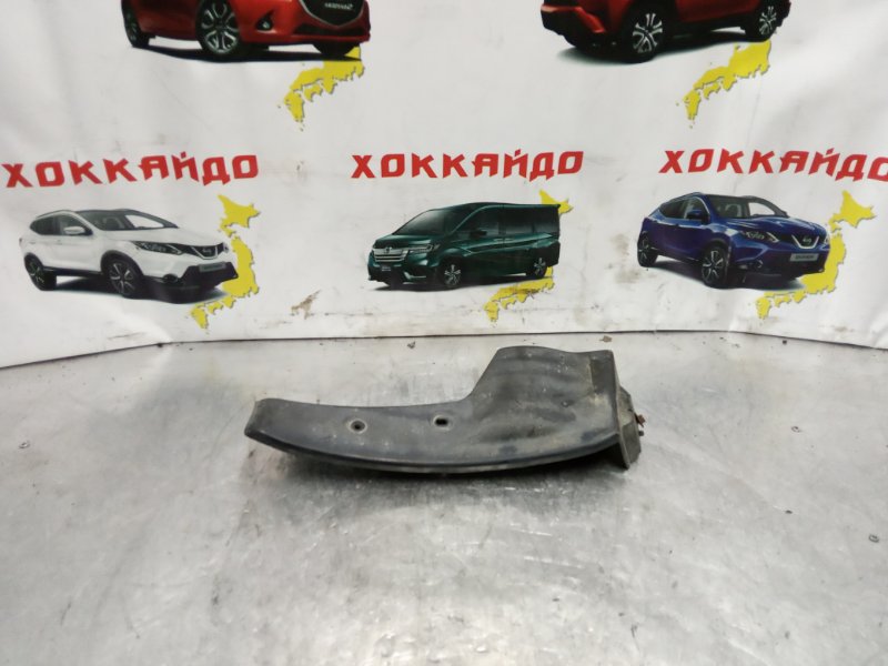 Подкрылок Mazda Demio DW3W B3E 12.1999 задний правый