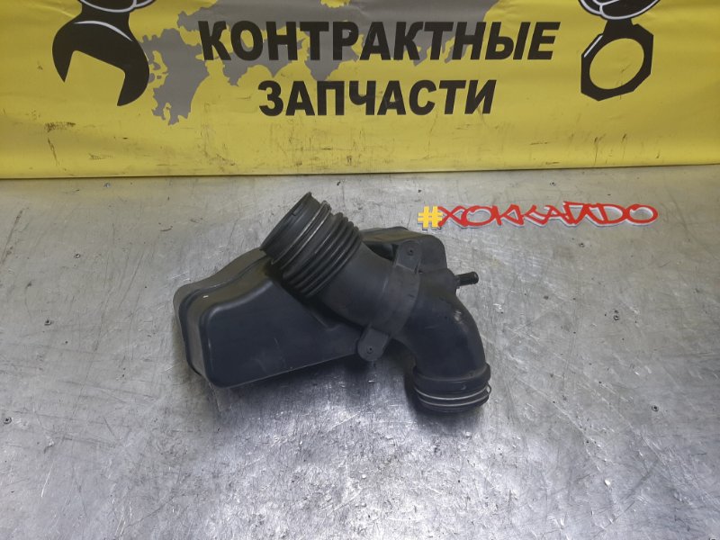 Патрубок воздушного фильтра Toyota Progres JCG10 1JZ-FSE 04.2001