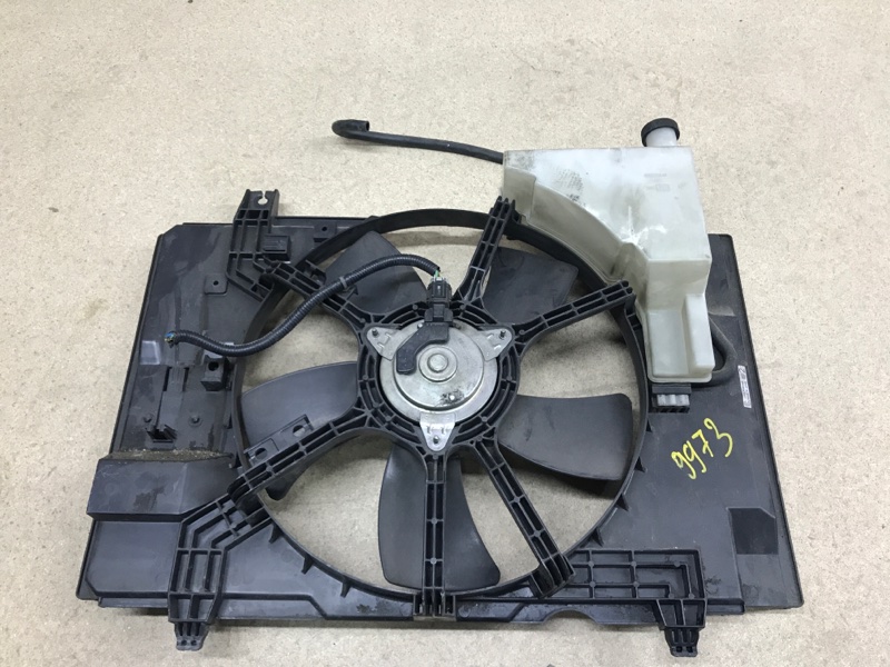 Вентилятор радиатора двигателя Nissan Ad VY12 HR15DE