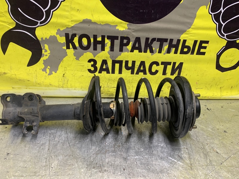 Стойка подвески Nissan Presage U30 KA24DE 06.1998 передняя правая