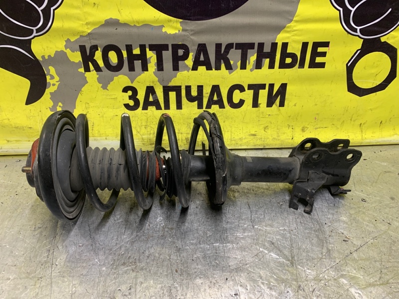 Стойка подвески Nissan Presage U30 KA24DE 06.1998 передняя левая