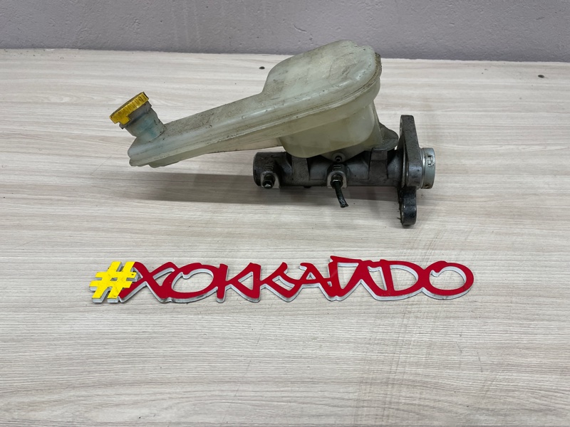 Главный тормозной цилиндр Nissan Presage U30 KA24DE 06.1998
