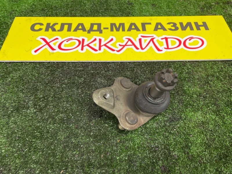 Шаровая Toyota Vista SV50 3S-FE 07.1998 передняя правая
