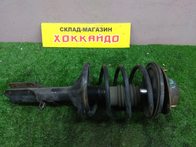 Стойка подвески Mitsubishi Chariot N34W 4G64 09.1994 передняя правая