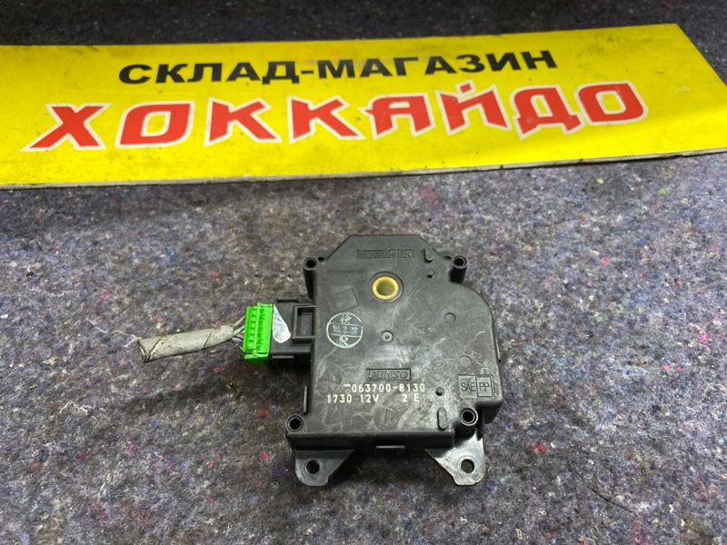 Привод заслонок отопителя Honda Stepwgn RF3 K20A 04.2001