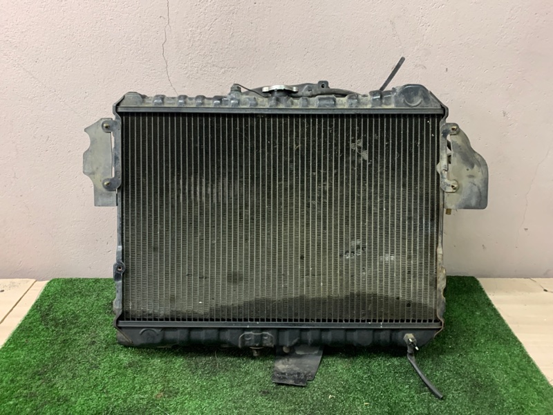 Радиатор кондиционера Mazda Bongo SSF8W RF-T