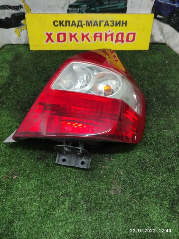 Фонарь стоп-сигнала Honda Fit GD1 L13A 06.2001 правый