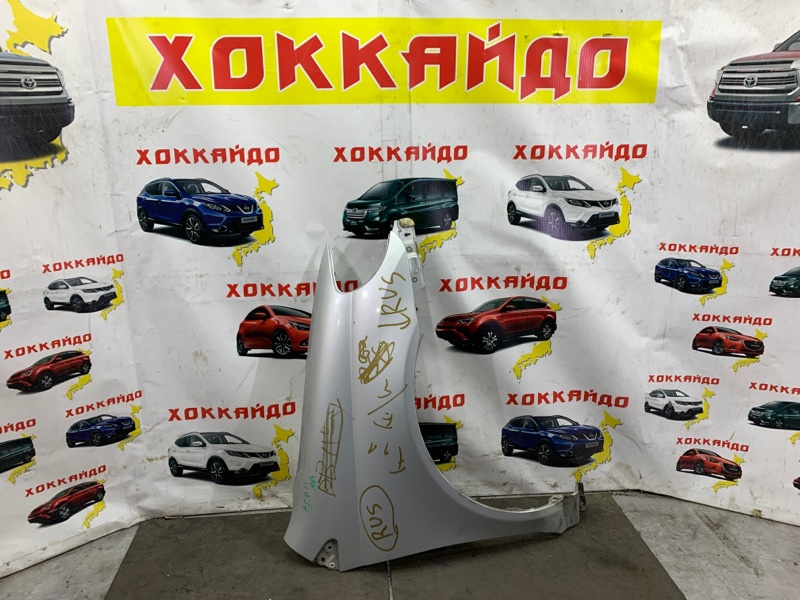 Крыло Toyota Platz SCP11 1SZ-FE 08.1999 переднее правое