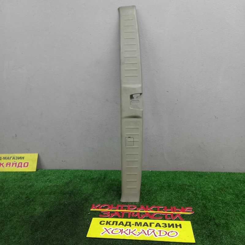 Накладка багажника Honda Stepwgn RF3 K20A 04.2001