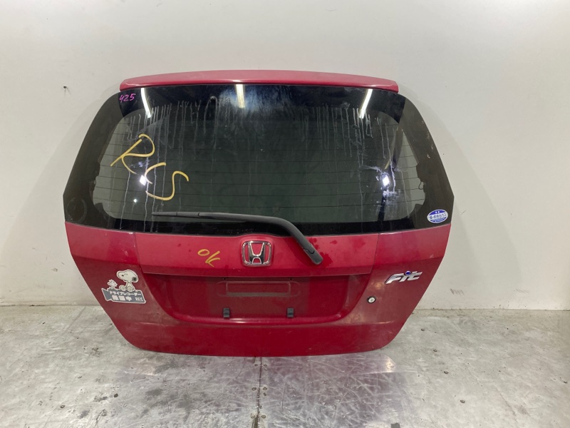 Дверь задняя багажника Honda Fit GD3 L15A 06.2001