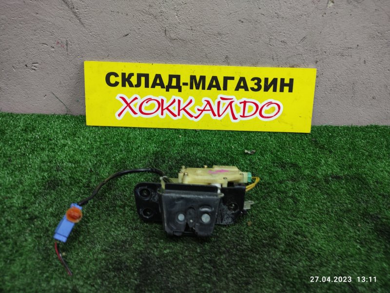 Замок багажника Honda Stepwgn RF3 K20A 04.2001