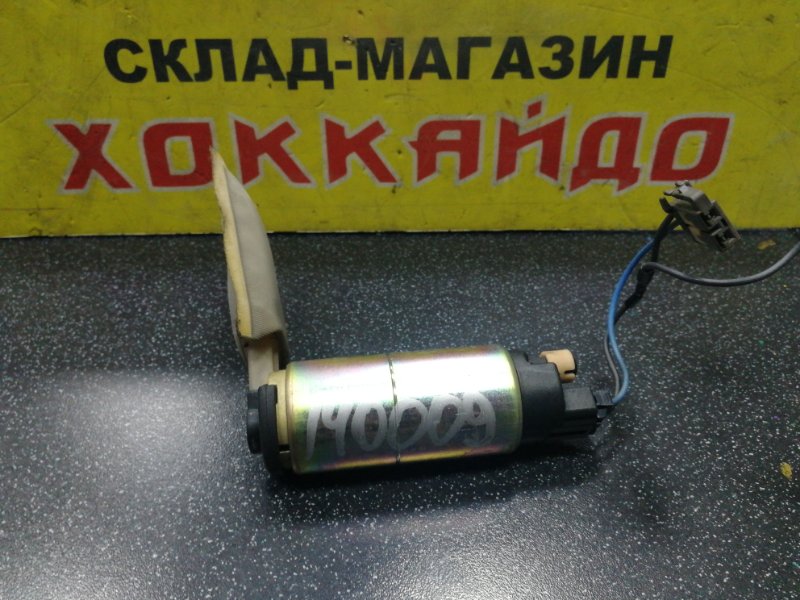 Насос топливный Toyota Ipsum SXM10G 3S-FE 04.1998