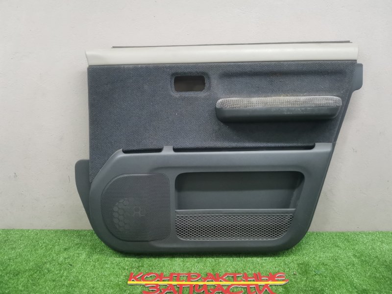 Обшивка двери Honda Stepwgn RF1 B20B 05.1996 передняя правая