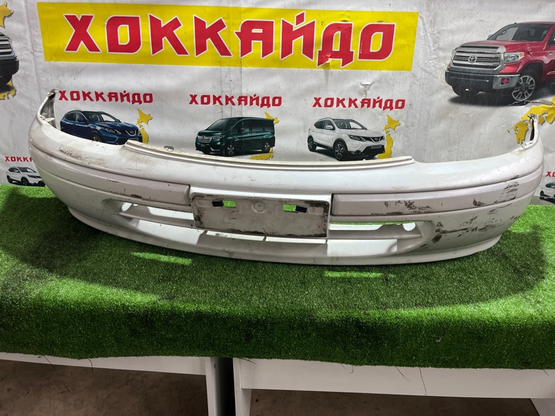 Бампер Nissan March AK11 CG13DE 01.1992 передний